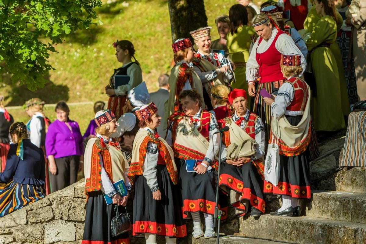 Latvijas sieviešu un vīru koru salidojums