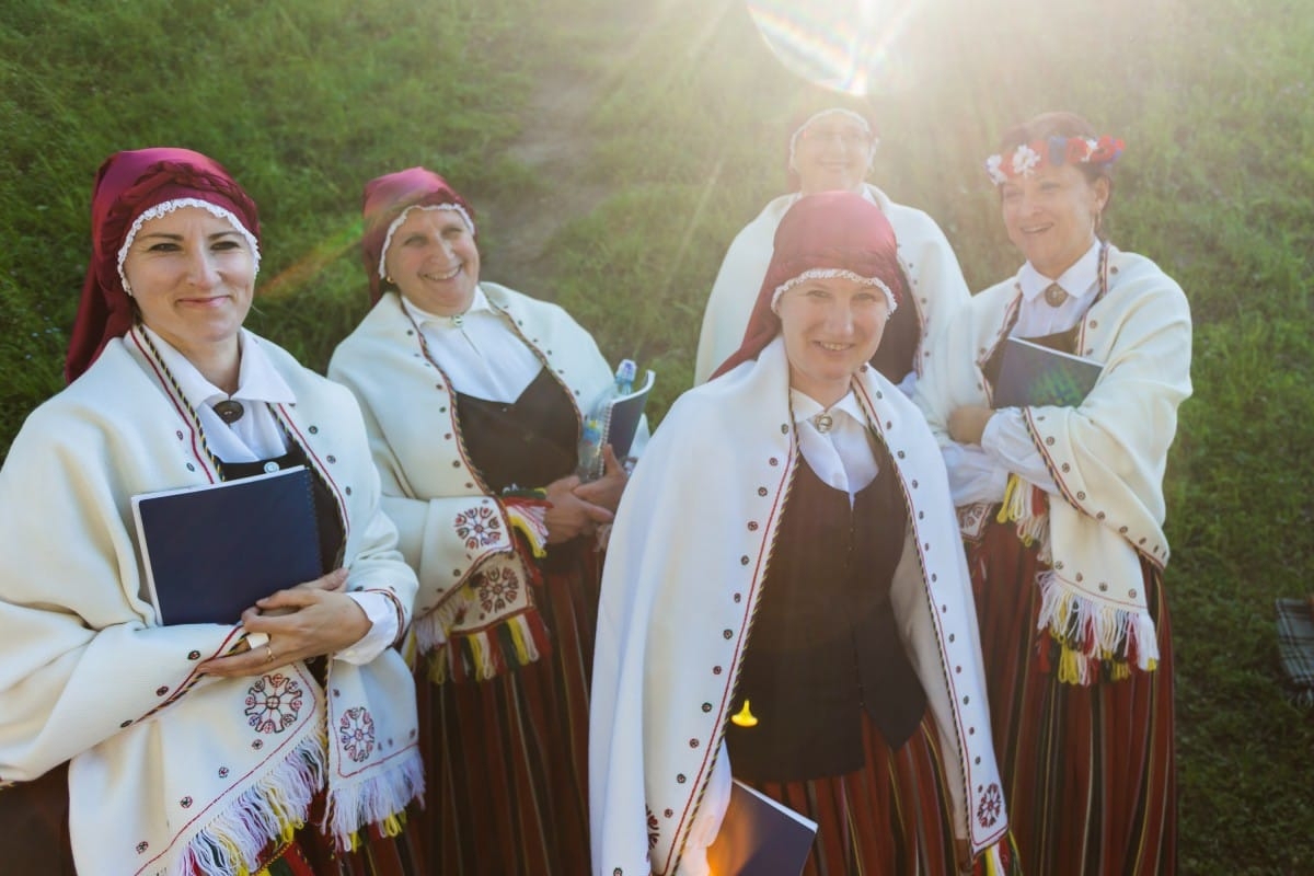 Latvijas sieviešu un vīru koru salidojums