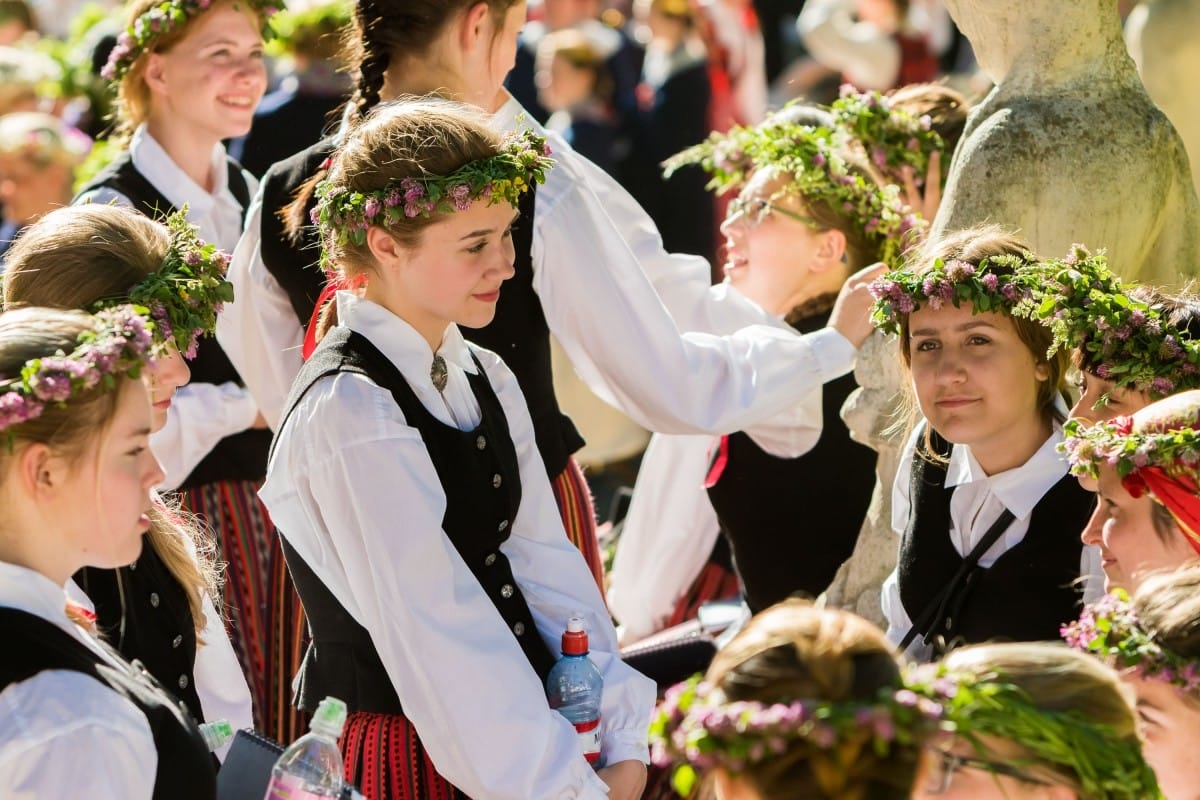 Latvijas sieviešu un vīru koru salidojums