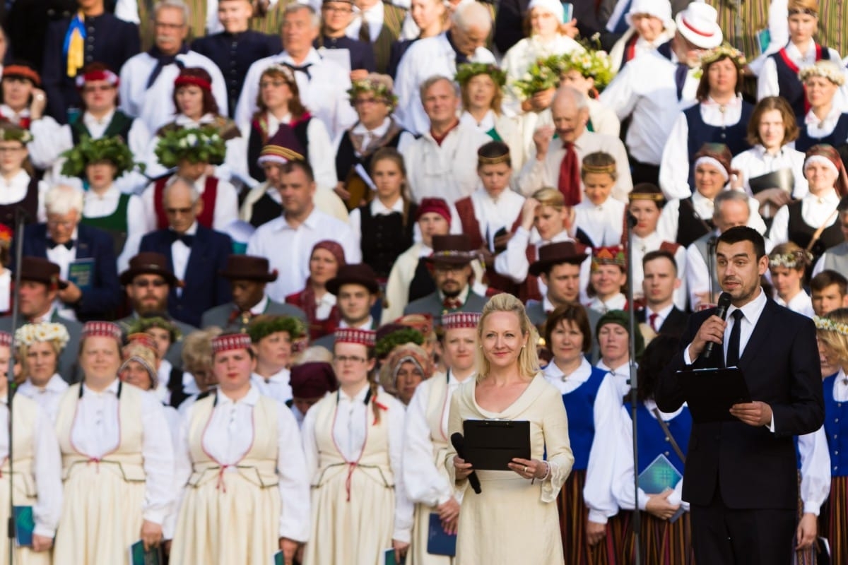 Latvijas sieviešu un vīru koru salidojums
