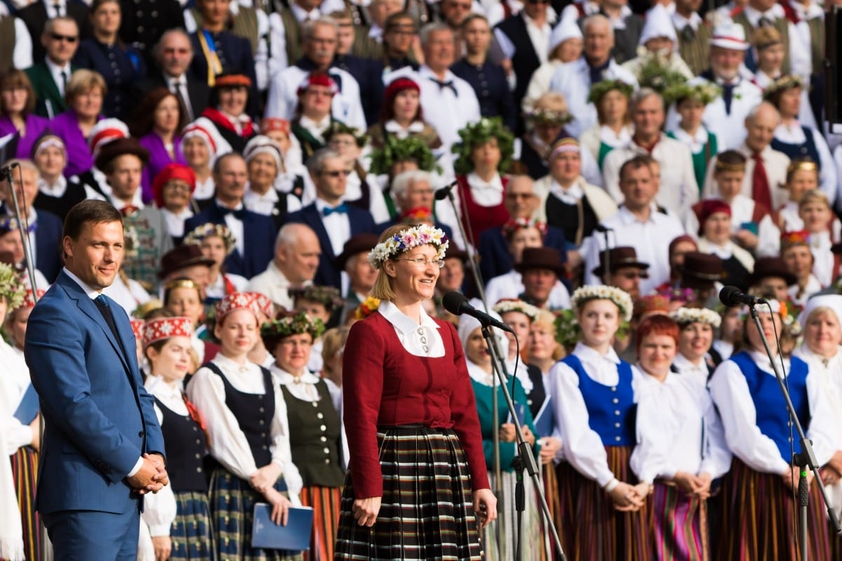 Latvijas sieviešu un vīru koru salidojums
