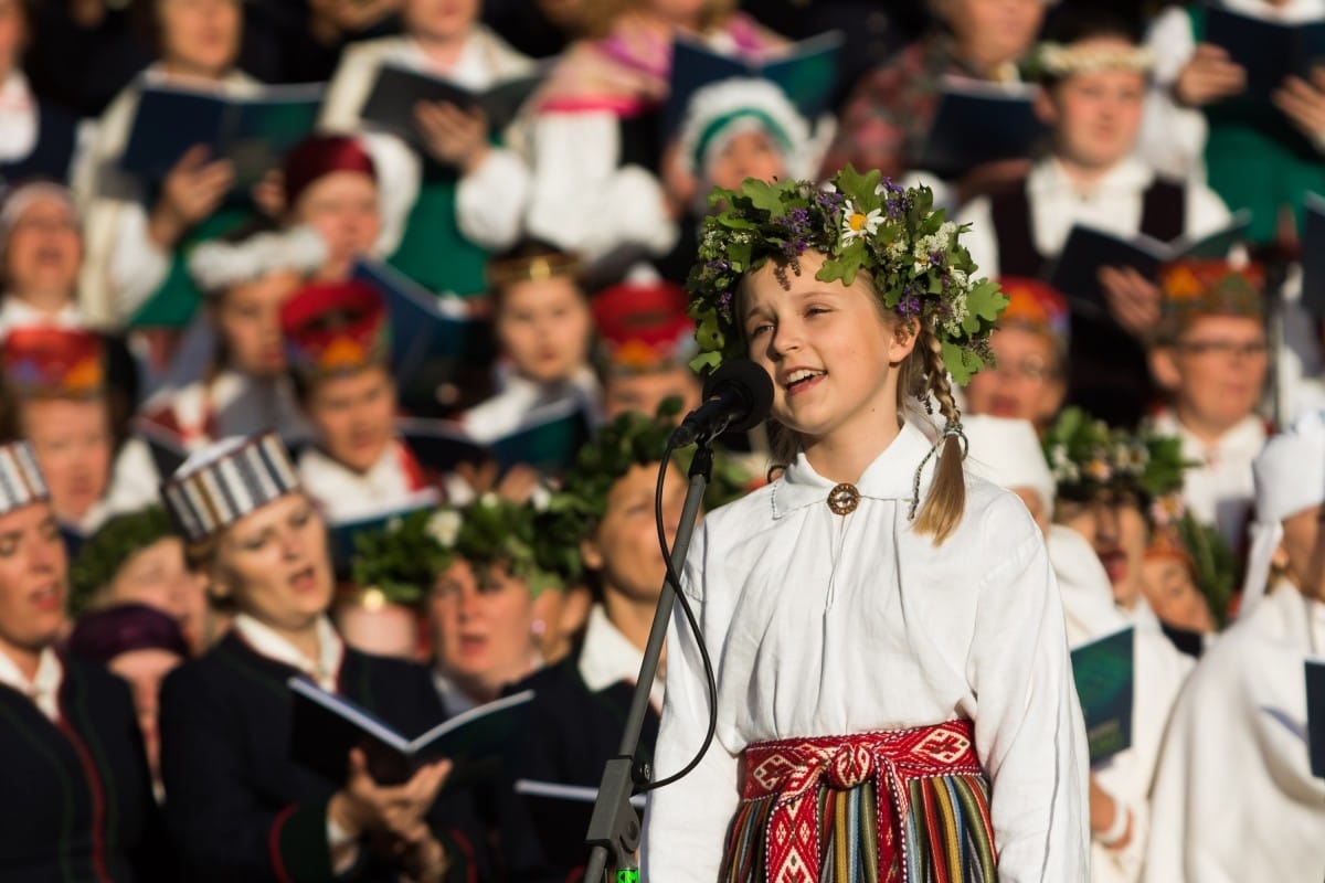 Latvijas sieviešu un vīru koru salidojums
