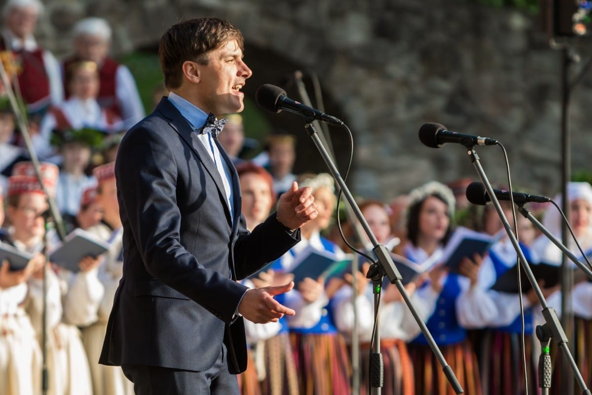 Latvijas sieviešu un vīru koru salidojums