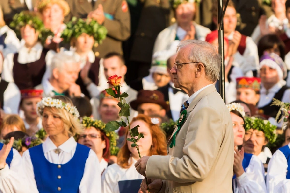 Latvijas sieviešu un vīru koru salidojums