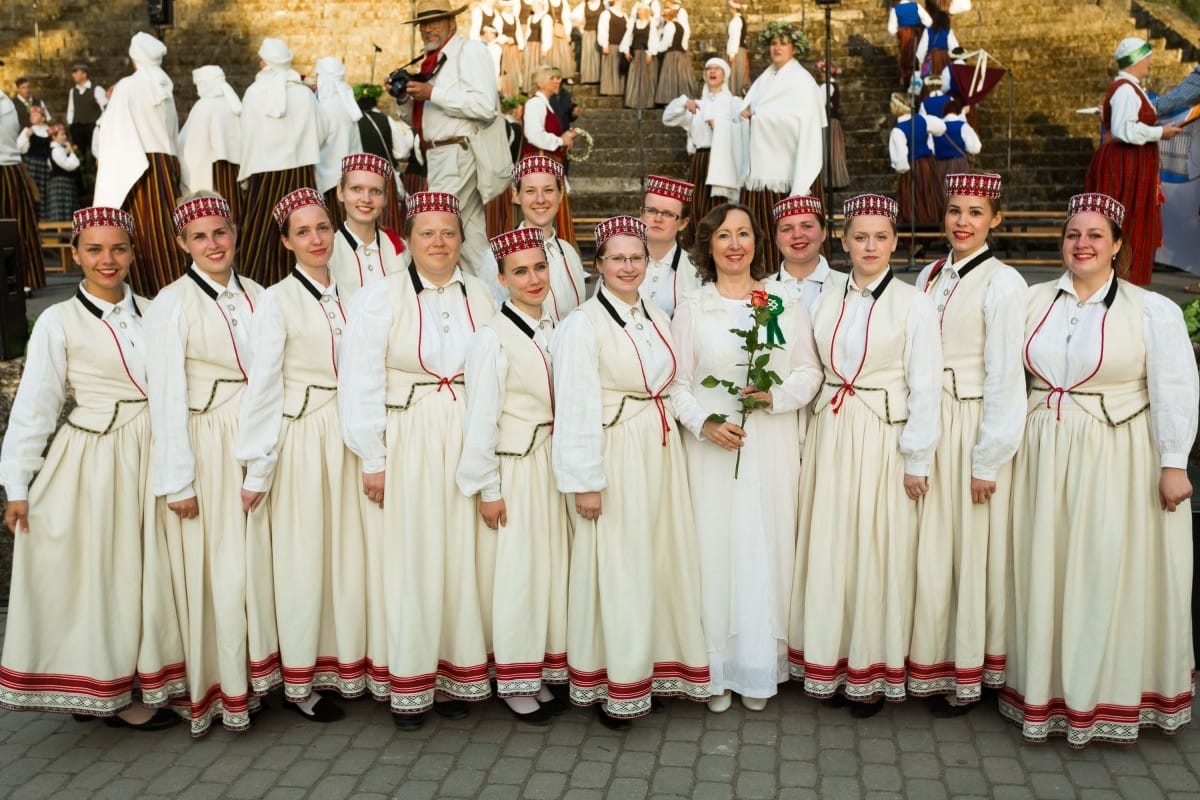 Latvijas sieviešu un vīru koru salidojums