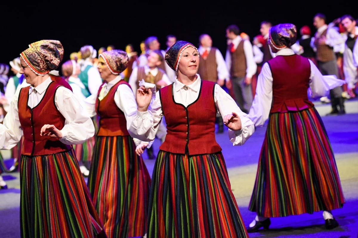 Kurzemes Deju svētki "Pašā jūras vidiņā"