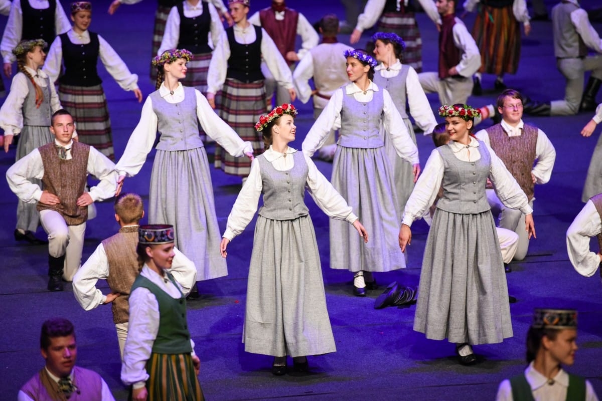 Kurzemes Deju svētki "Pašā jūras vidiņā"