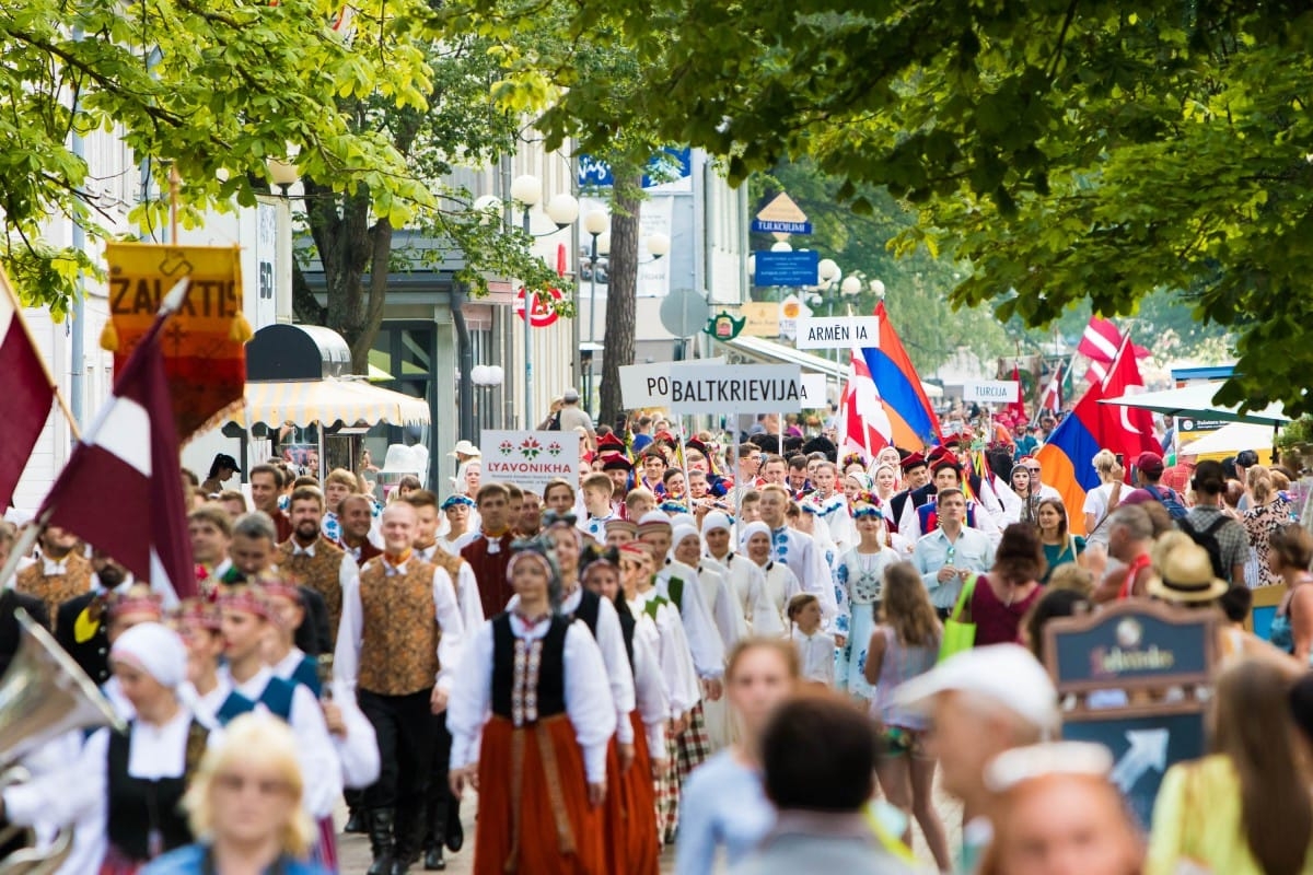 VIII Starptautiskā tautas deju festivāla "Sudmaliņas" atklāšanas diena