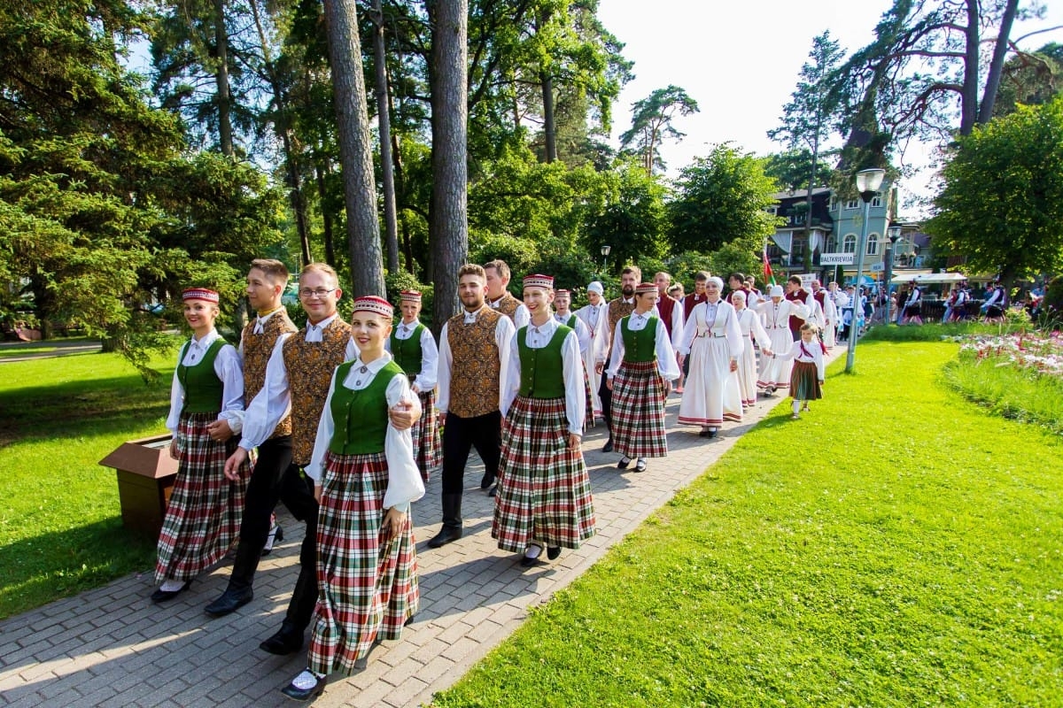 VIII Starptautiskā tautas deju festivāla "Sudmaliņas" atklāšanas diena