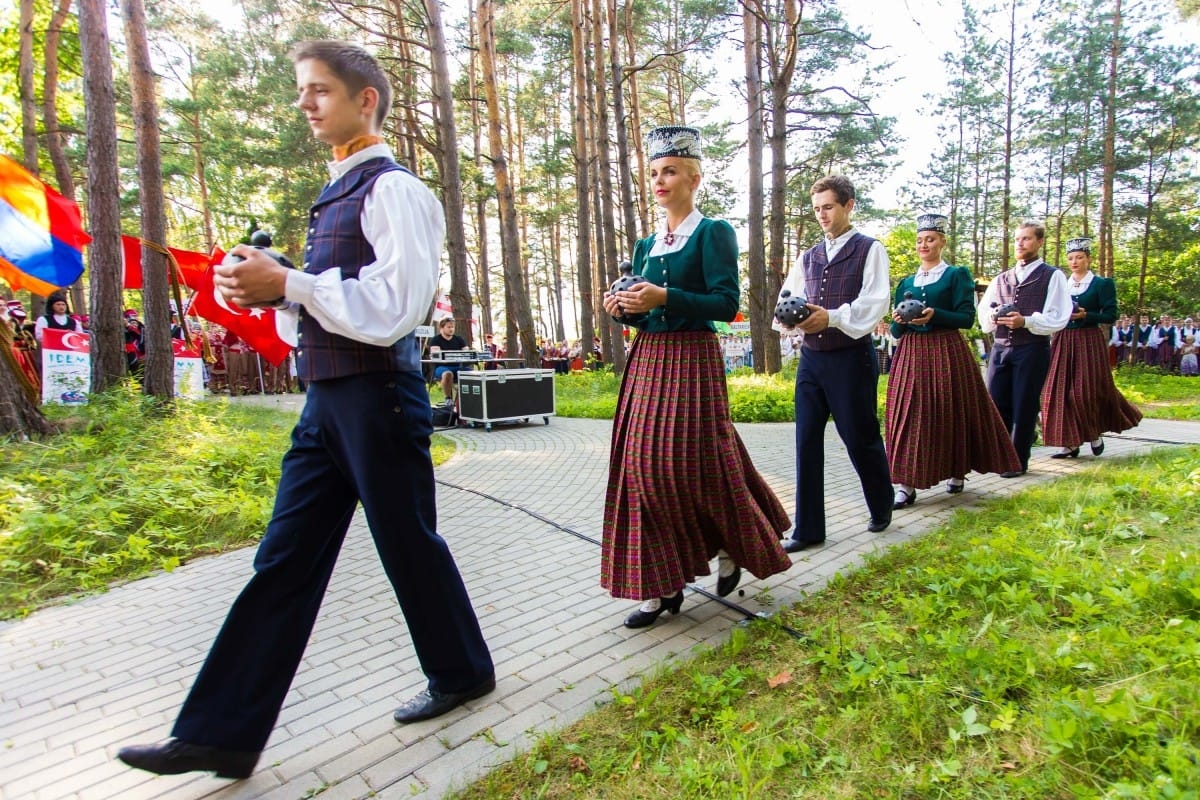 VIII Starptautiskā tautas deju festivāla "Sudmaliņas" atklāšanas diena