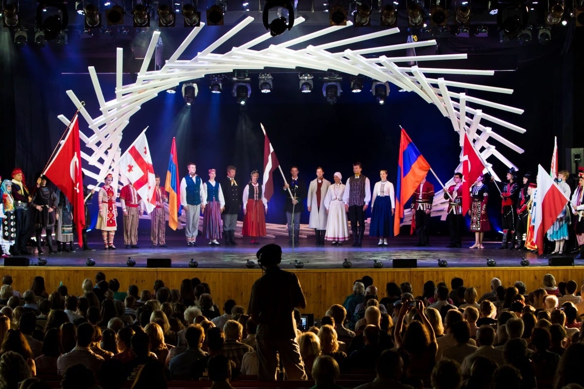 VIII Starptautiskā tautas deju festivāla "Sudmaliņas" atklāšanas diena
