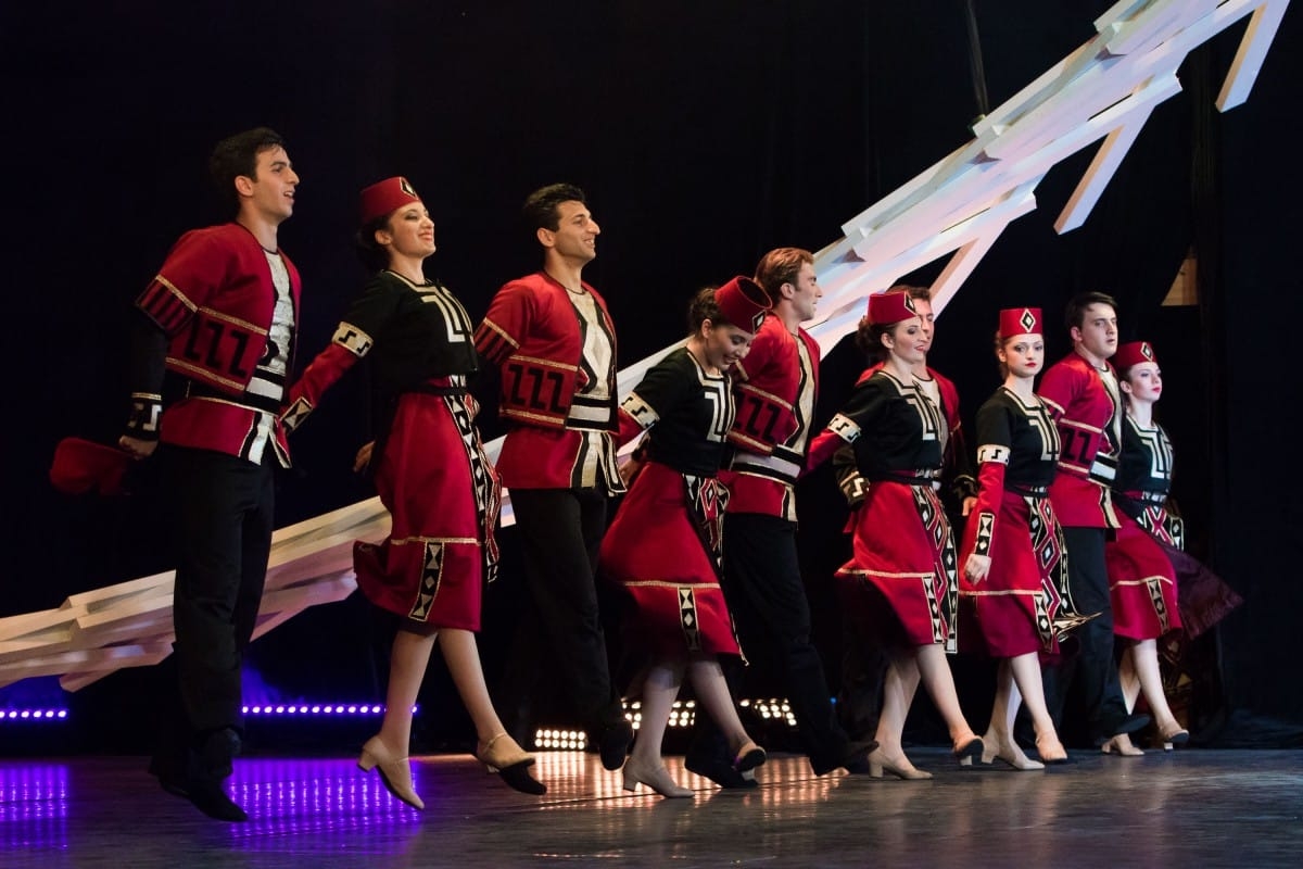 VIII Starptautiskā tautas deju festivāla "Sudmaliņas" atklāšanas diena