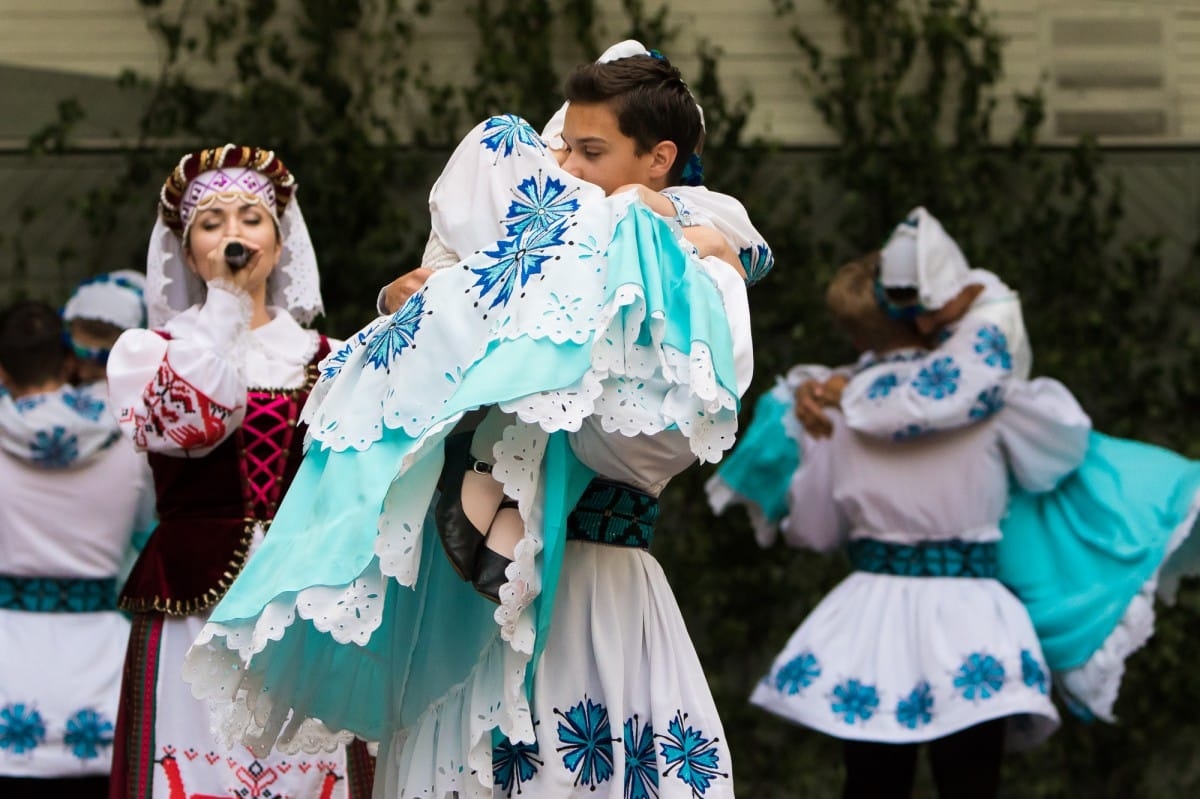 VIII Starptautiskā tautas deju festivāla "Sudmaliņas" koncerti un latvisko labumu tirgus Vērmanes dārzā Rīgā