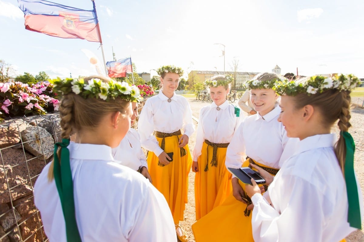 VIII Starptautiskā tautas deju festivāla "Sudmaliņas" Noslēguma koncerts "Pasaules vēji mūsu dejās"
