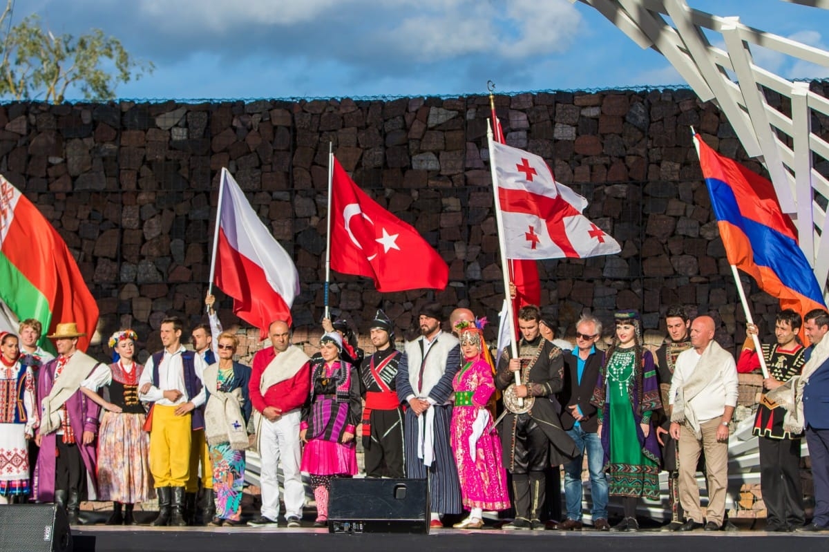 VIII Starptautiskā tautas deju festivāla "Sudmaliņas" Noslēguma koncerts "Pasaules vēji mūsu dejās"