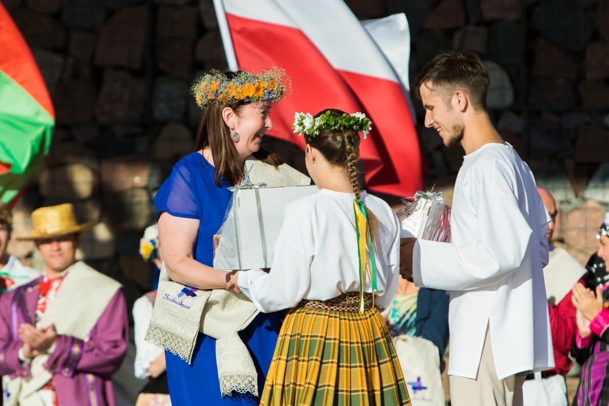 VIII Starptautiskā tautas deju festivāla "Sudmaliņas" Noslēguma koncerts "Pasaules vēji mūsu dejās"