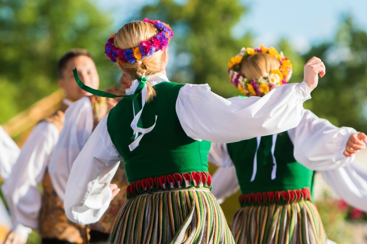 VIII Starptautiskā tautas deju festivāla "Sudmaliņas" Noslēguma koncerts "Pasaules vēji mūsu dejās"