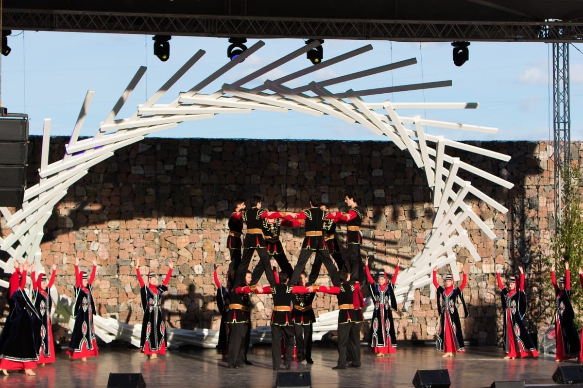 VIII Starptautiskā tautas deju festivāla "Sudmaliņas" Noslēguma koncerts "Pasaules vēji mūsu dejās"