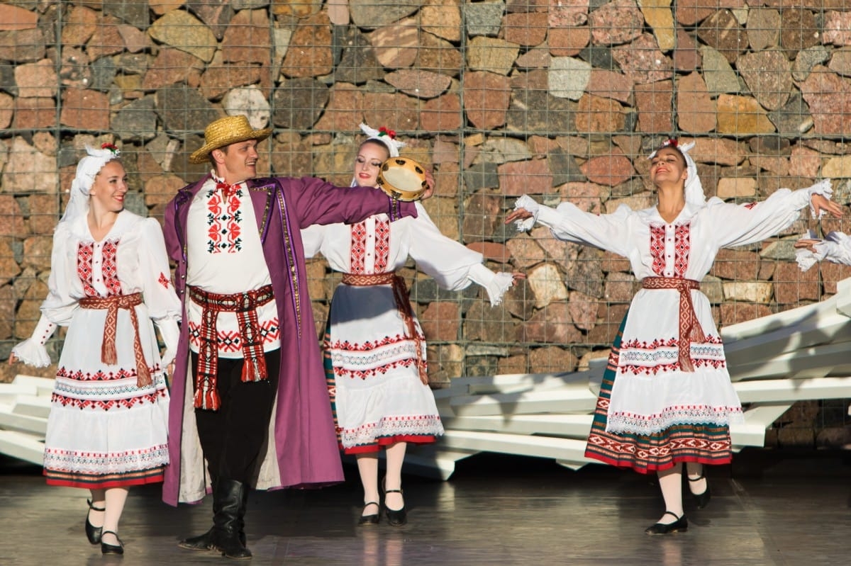 VIII Starptautiskā tautas deju festivāla "Sudmaliņas" Noslēguma koncerts "Pasaules vēji mūsu dejās"