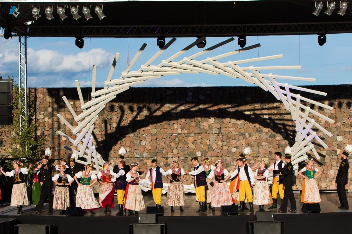 VIII Starptautiskā tautas deju festivāla "Sudmaliņas" Noslēguma koncerts "Pasaules vēji mūsu dejās"