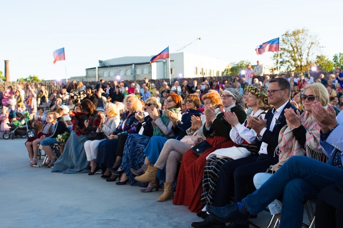 VIII Starptautiskā tautas deju festivāla "Sudmaliņas" Noslēguma koncerts "Pasaules vēji mūsu dejās"