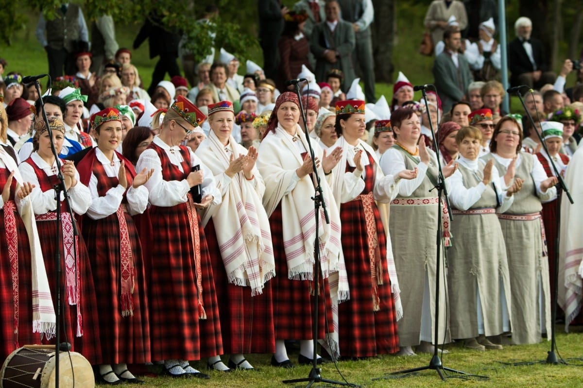 XIV Koru saiets Brāļu Jurjānu memoriālajā muzejā „Meņģeļi”