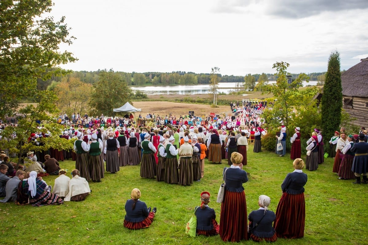 XIV Koru saiets Brāļu Jurjānu memoriālajā muzejā „Meņģeļi”