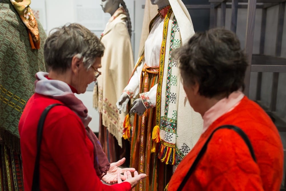 Izstādes "Latviskās dvēseles raksti" atklāšana Cēsu Izstāžu namā