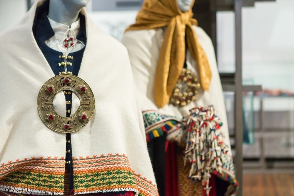 Izstādes "Latviskās dvēseles raksti" atklāšana Cēsu Izstāžu namā
