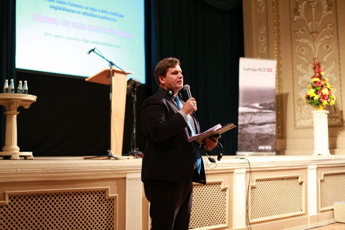 Konference „Dziesmu un deju svētki rītdienai”