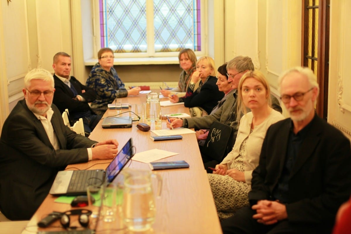 Konference „Dziesmu un deju svētki rītdienai”