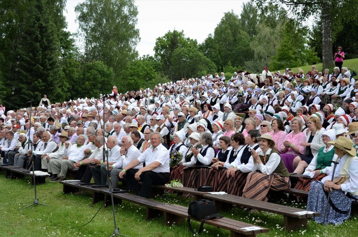 Latvijas senioru koru svētki "Trejdeviņi tēvu zemē"