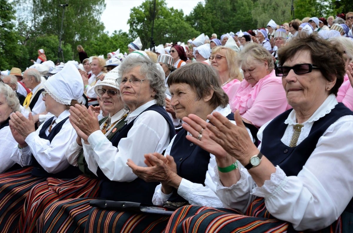 Latvijas senioru koru svētki "Trejdeviņi tēvu zemē"