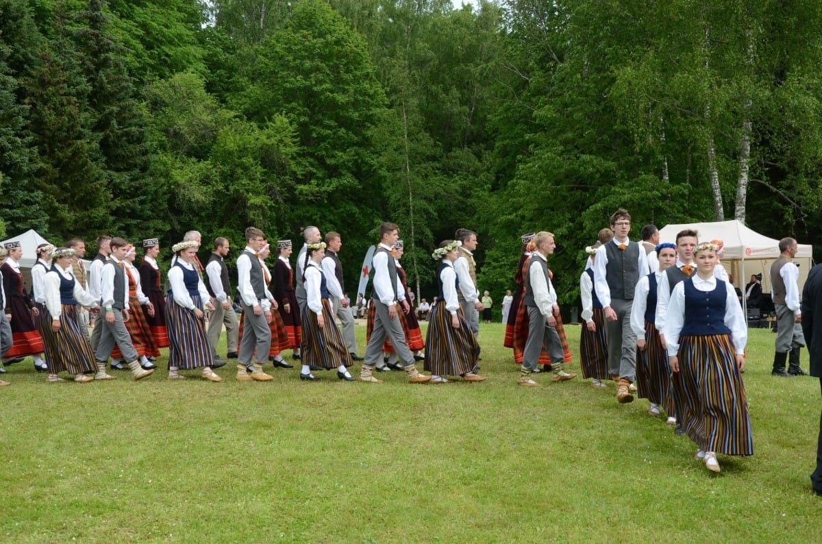 Latvijas senioru koru svētki "Trejdeviņi tēvu zemē"