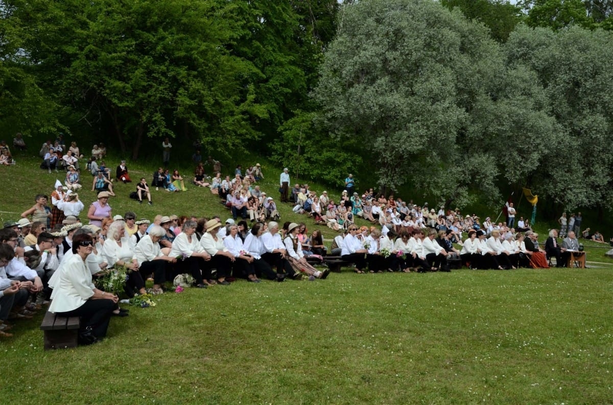 Latvijas senioru koru svētki "Trejdeviņi tēvu zemē"