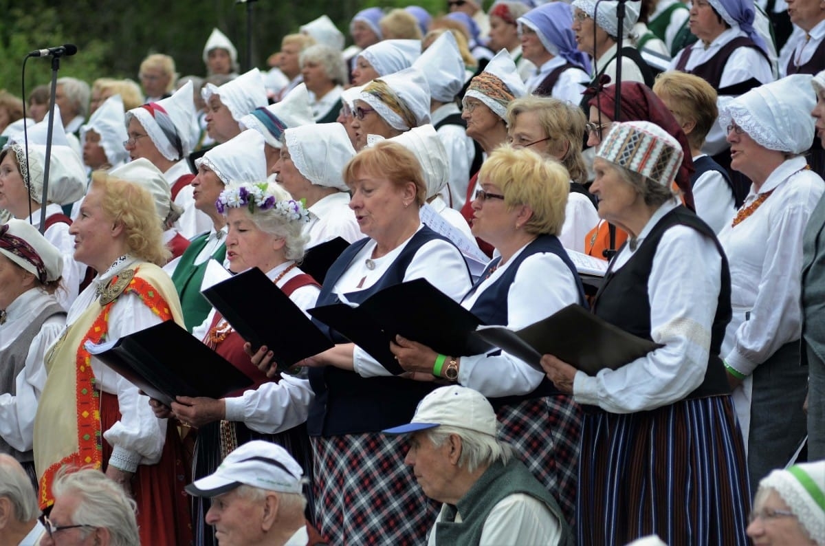 Latvijas senioru koru svētki "Trejdeviņi tēvu zemē"