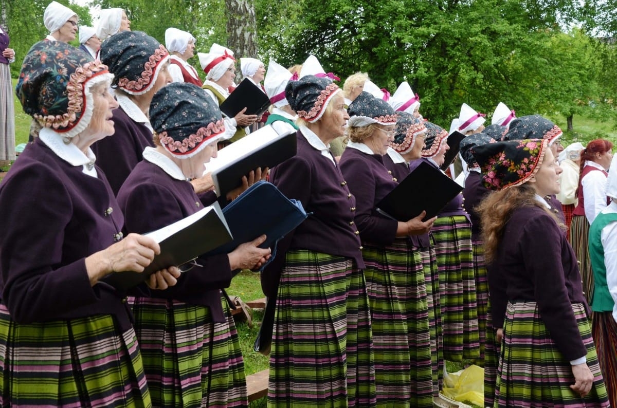 Latvijas senioru koru svētki "Trejdeviņi tēvu zemē"