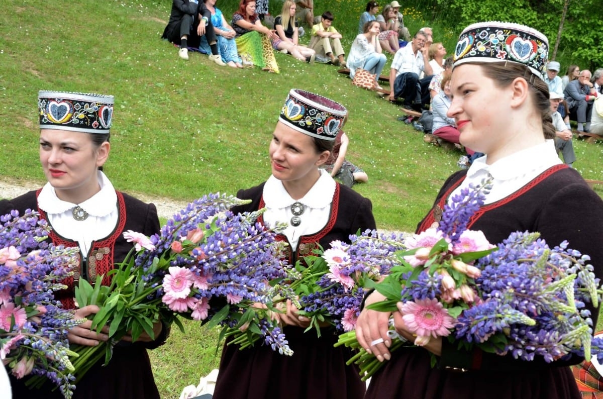 Latvijas senioru koru svētki "Trejdeviņi tēvu zemē"