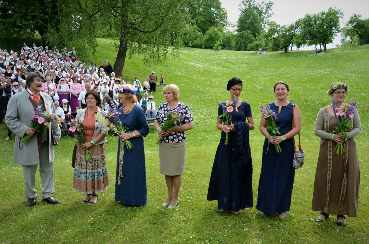 Latvijas senioru koru svētki "Trejdeviņi tēvu zemē"