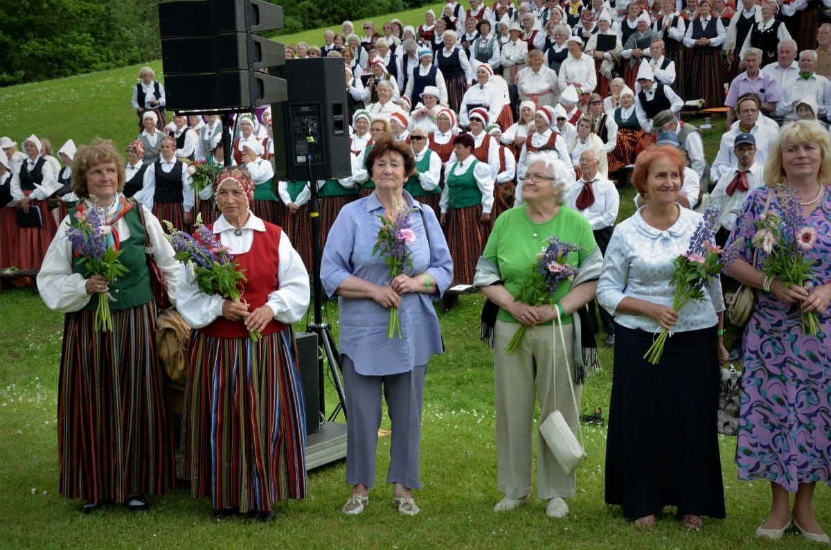 Latvijas senioru koru svētki "Trejdeviņi tēvu zemē"