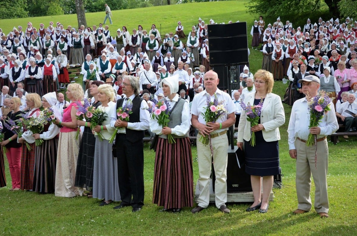 Latvijas senioru koru svētki "Trejdeviņi tēvu zemē"