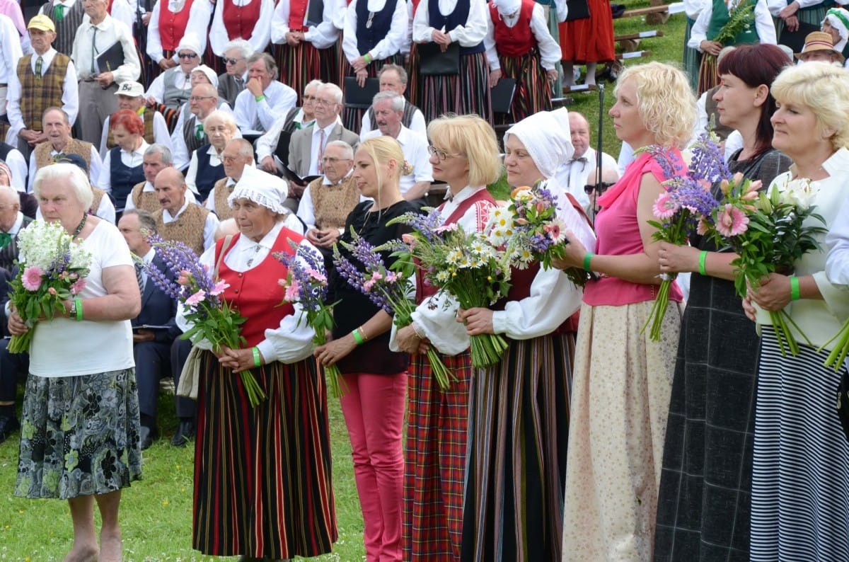 Latvijas senioru koru svētki "Trejdeviņi tēvu zemē"