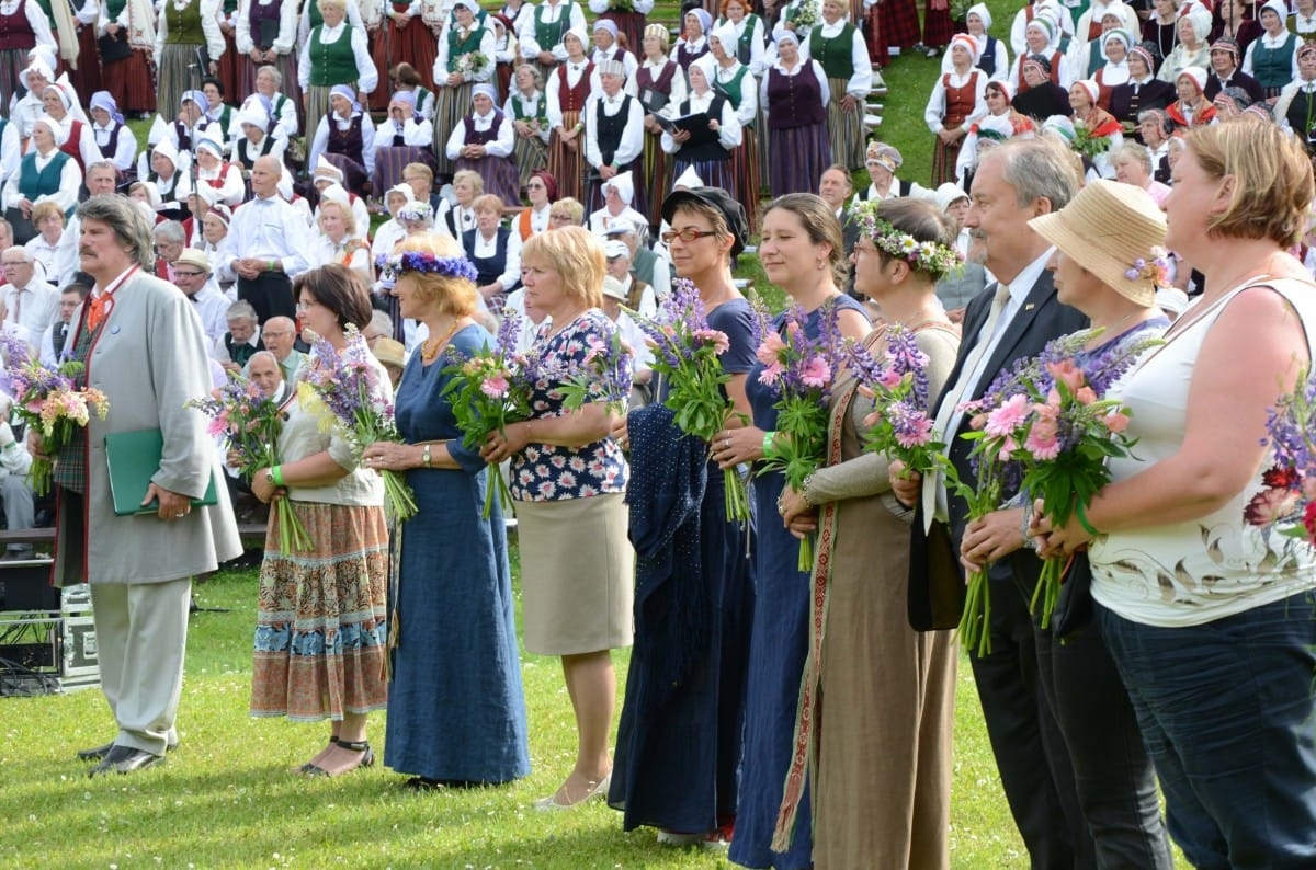 Latvijas senioru koru svētki "Trejdeviņi tēvu zemē"
