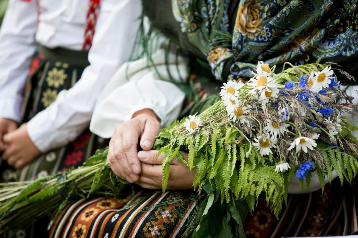 VASARAS SAULGRIEŽI LATVIJAS NOVADOS