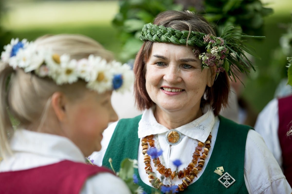 VASARAS SAULGRIEŽI LATVIJAS NOVADOS