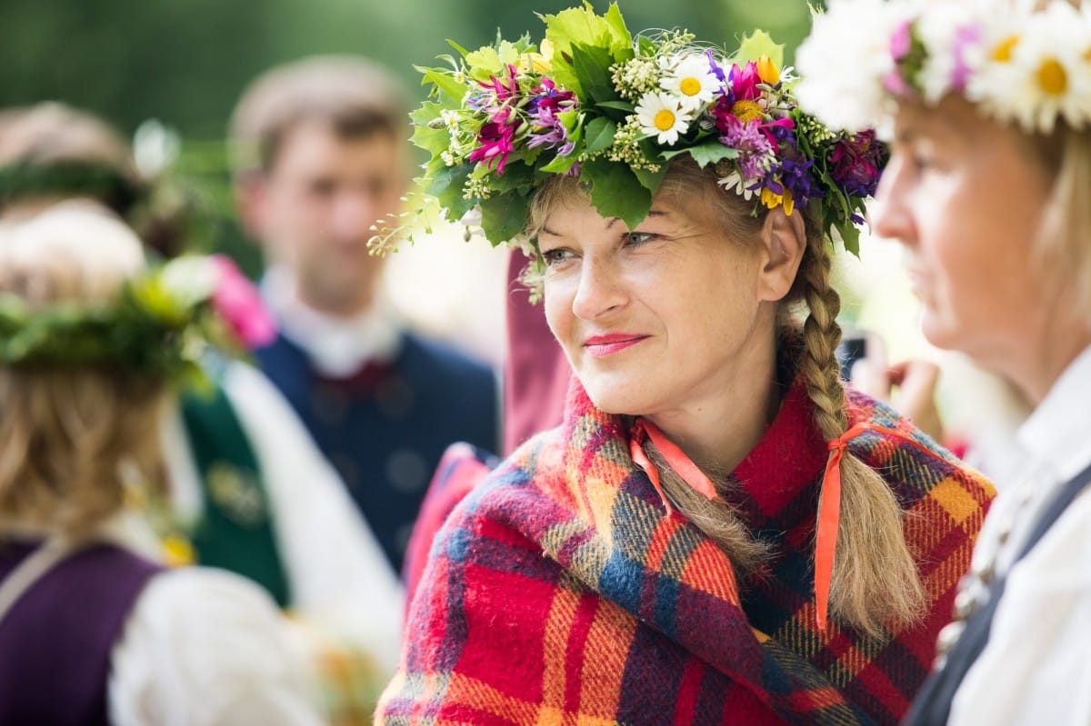 VASARAS SAULGRIEŽI LATVIJAS NOVADOS