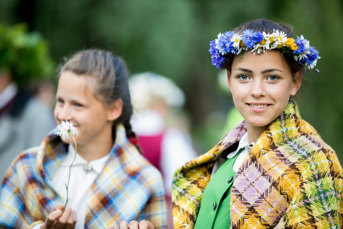 VASARAS SAULGRIEŽI LATVIJAS NOVADOS