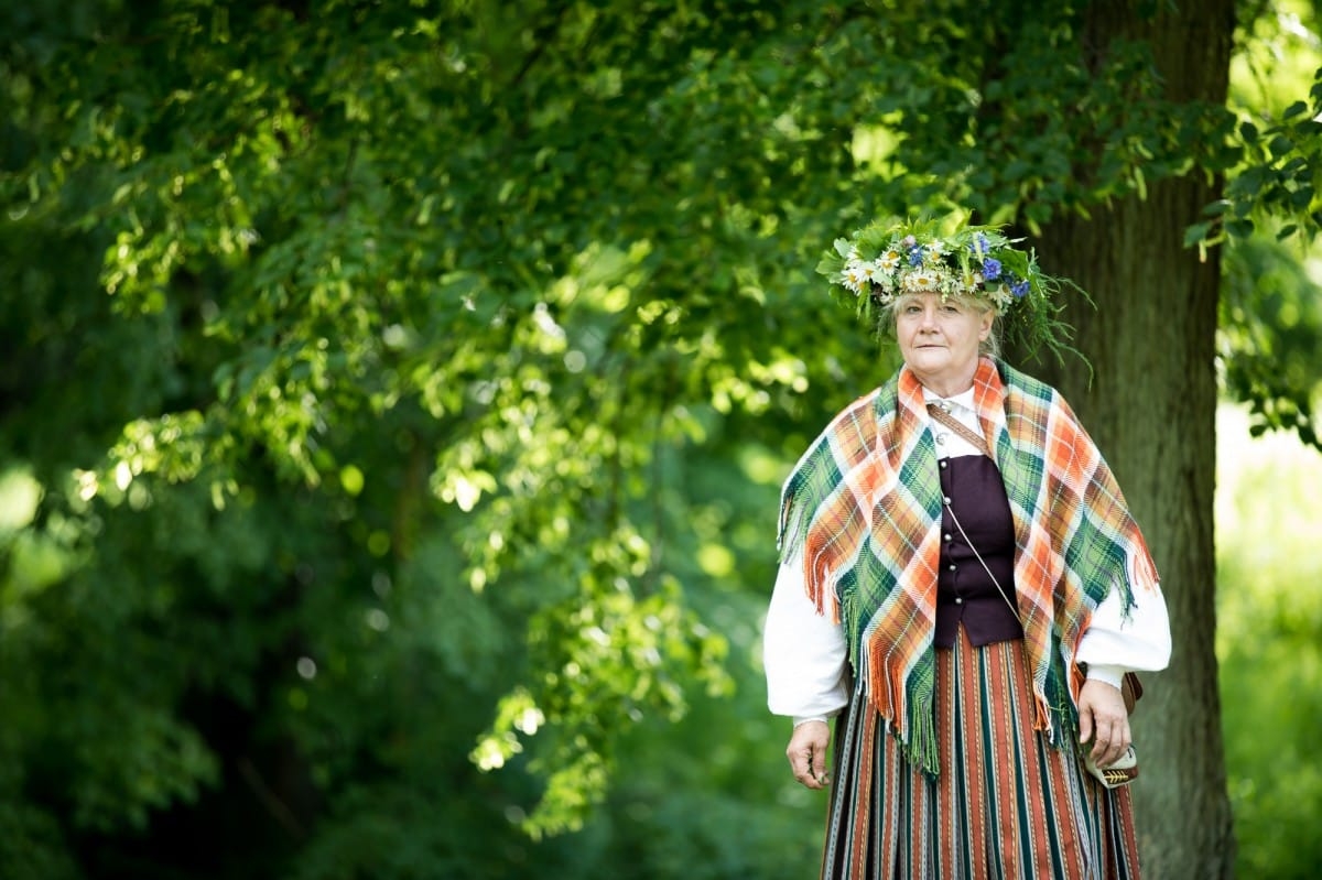 VASARAS SAULGRIEŽI LATVIJAS NOVADOS