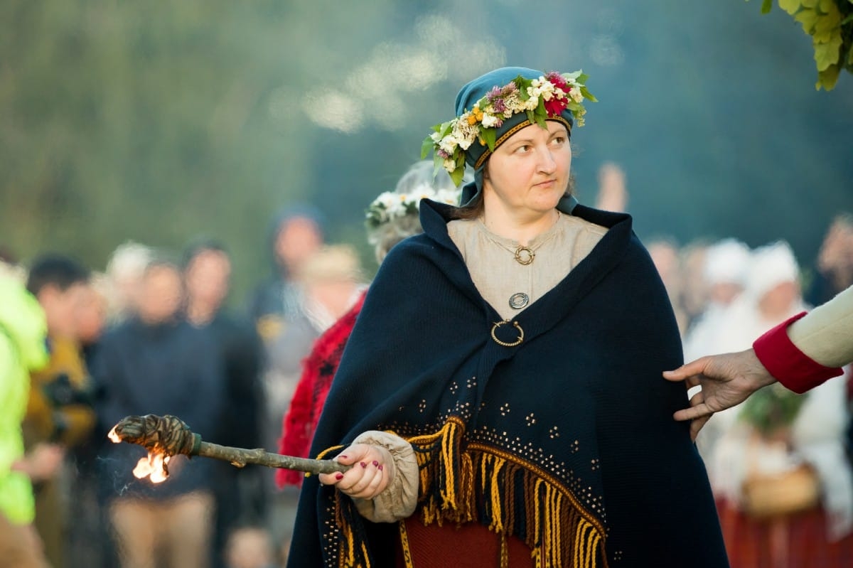 VASARAS SAULGRIEŽI LATVIJAS NOVADOS