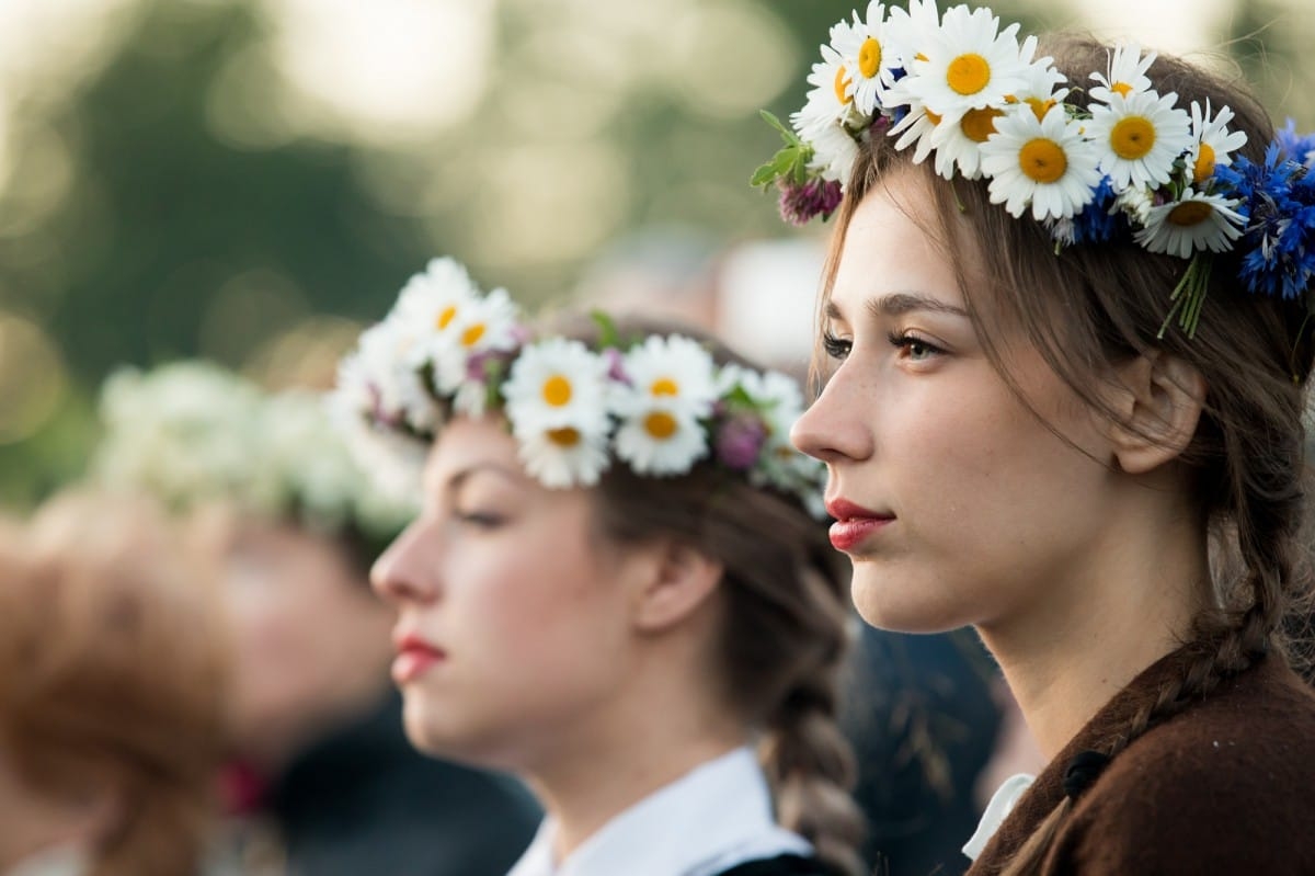 VASARAS SAULGRIEŽI LATVIJAS NOVADOS